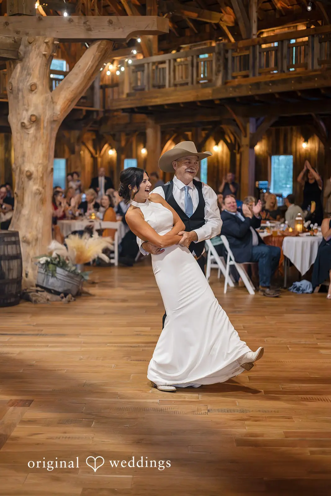 The Swan Barn Door Wedding //Jacqueline & Zachery -
