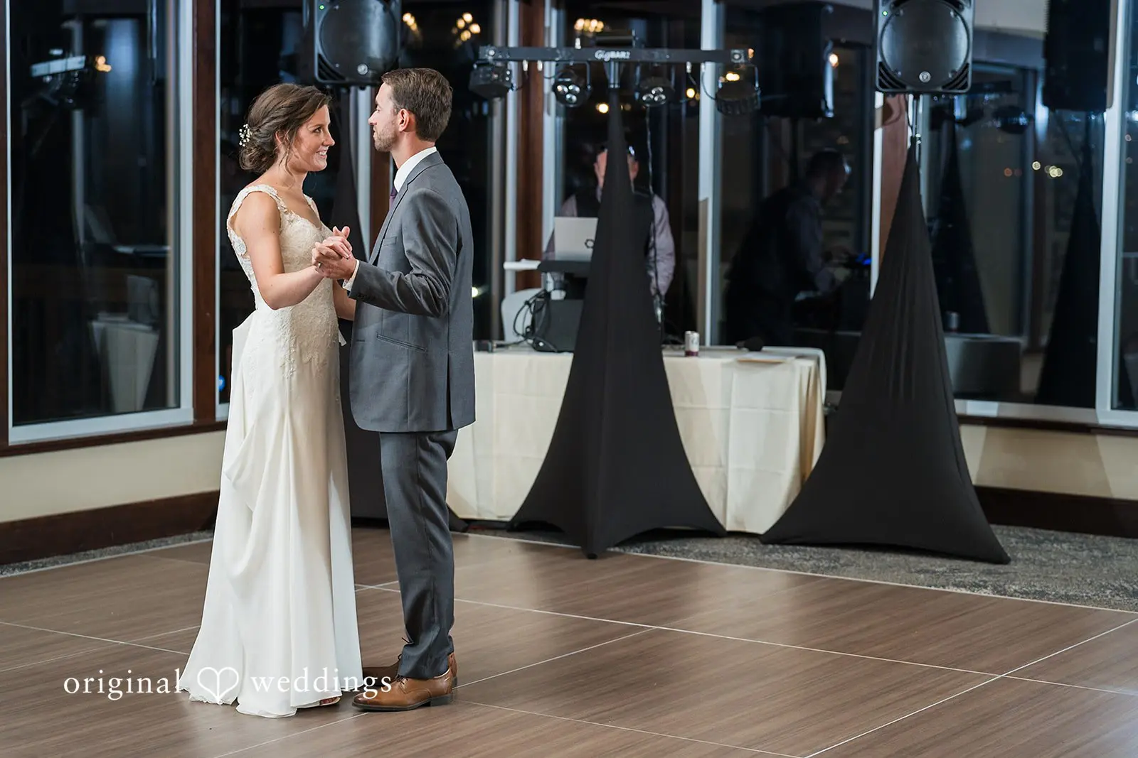 Nicolas + Carly The Vista at Applewood Golf Course Wedding // Nicolas & Carly -