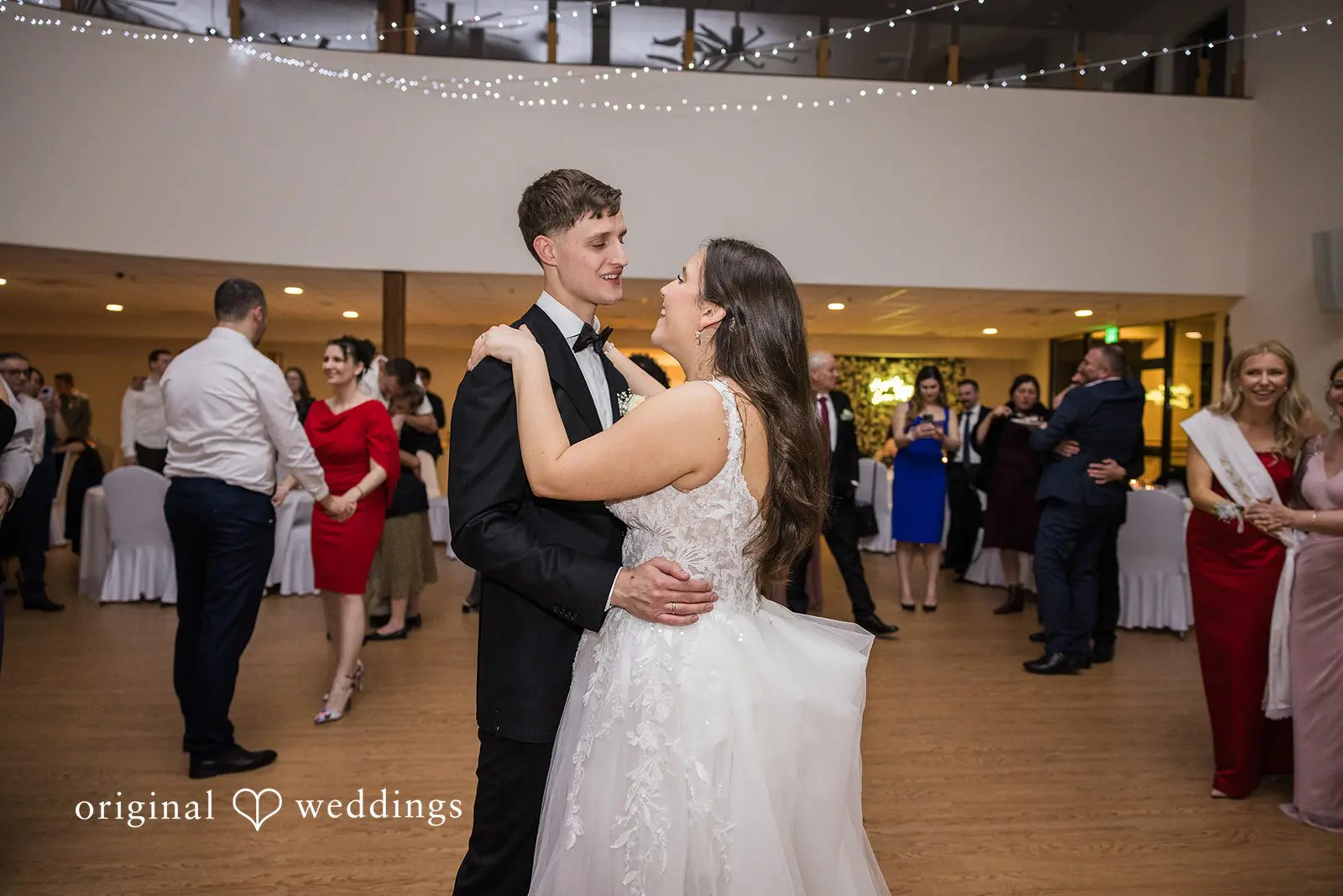 Three Holy Hierarchs Romanian Orthodox Church Wedding // Suzana & Nikola -