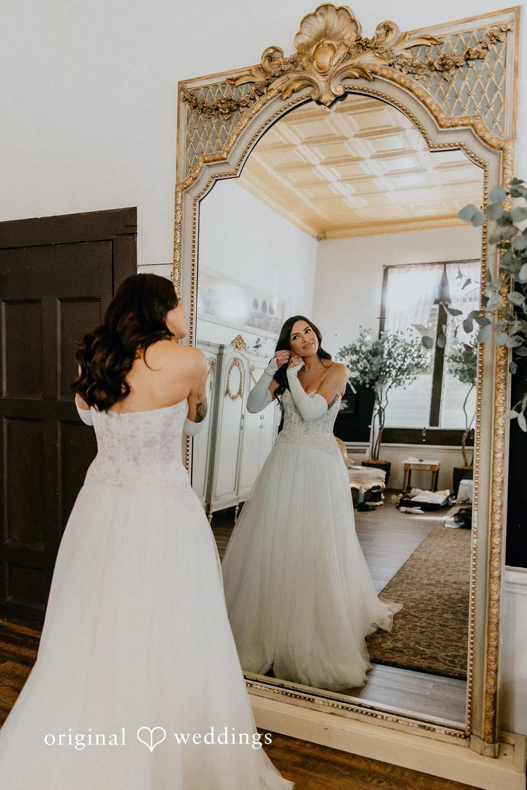 Lauren + Kaila Twin Oaks House Wedding // Lauren & Kaila -