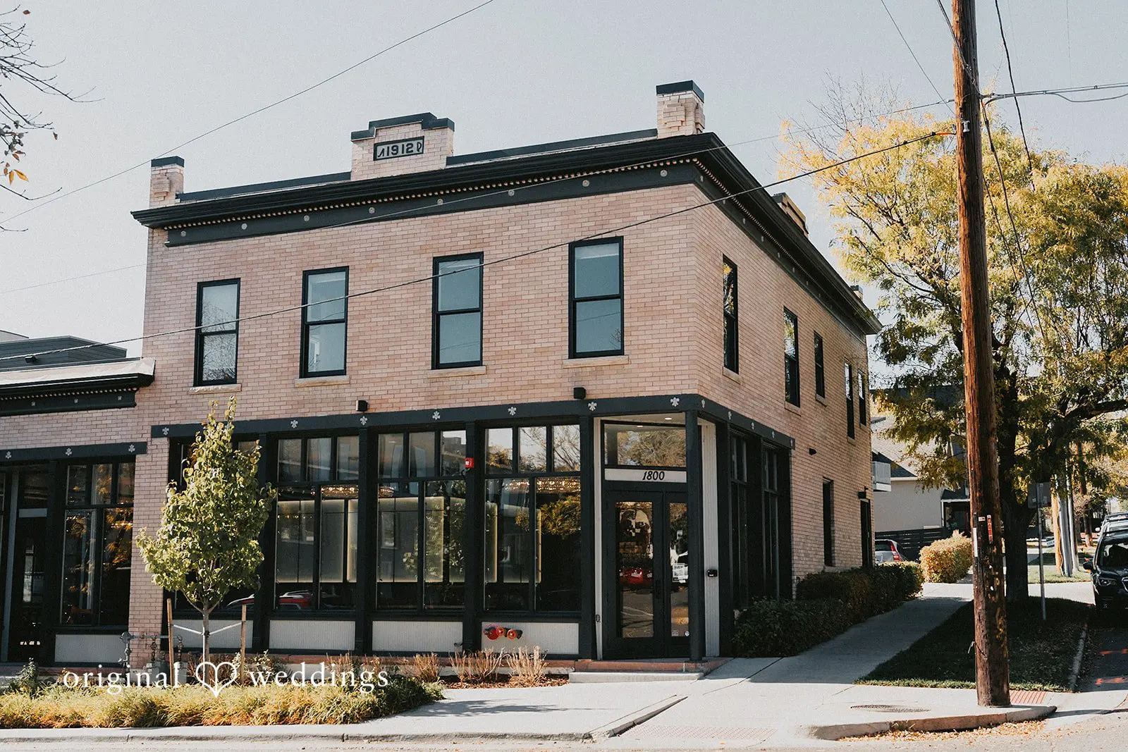 Varone Market Wedding // Courtney & Hayden -