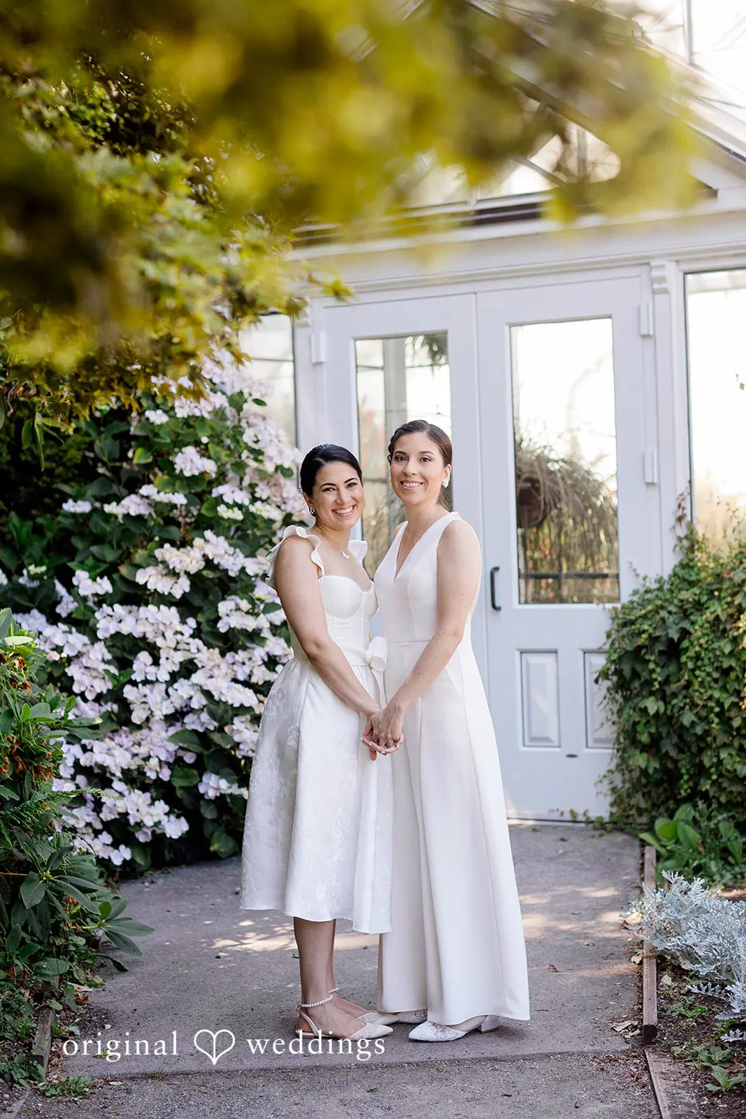Juliana + Andrea Volunteer Park Conservatory Wedding // Juliana & Andrea -