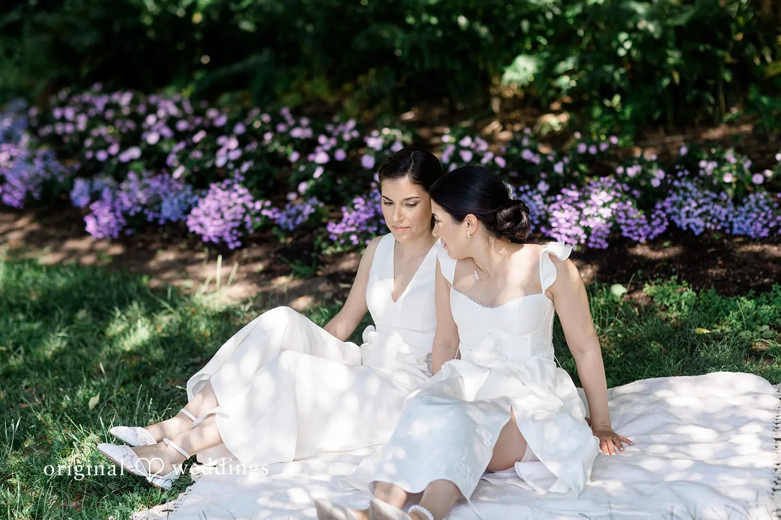 Juliana + Andrea Volunteer Park Conservatory Wedding // Juliana & Andrea -