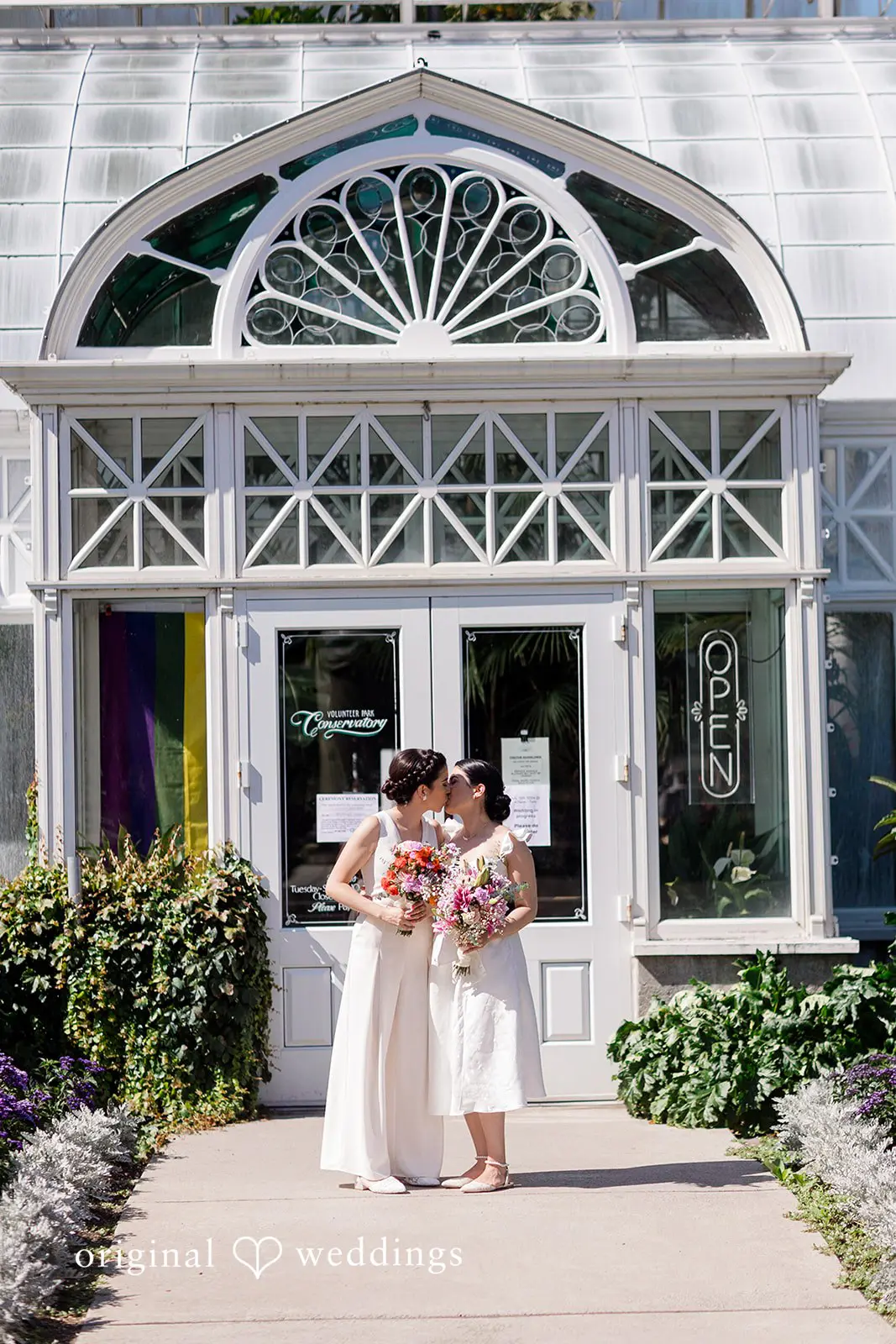 Juliana + Andrea Volunteer Park Conservatory Wedding // Juliana & Andrea -