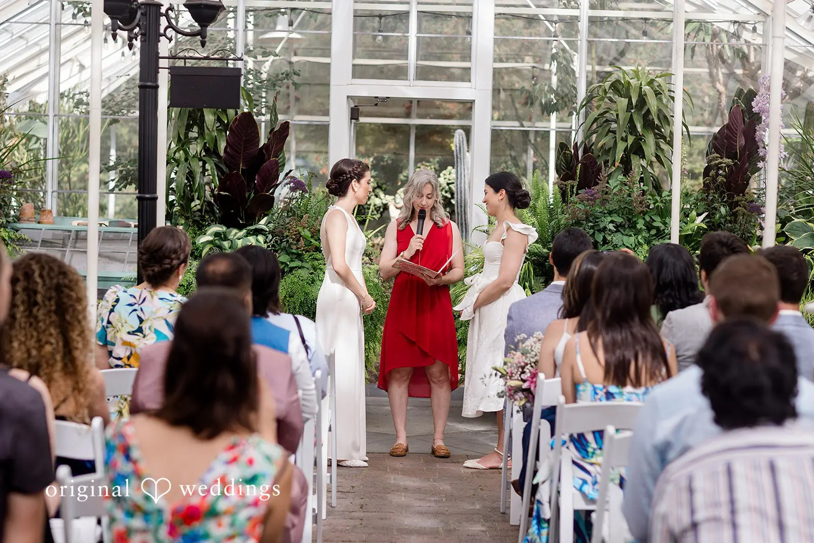 Juliana + Andrea Volunteer Park Conservatory Wedding // Juliana & Andrea -