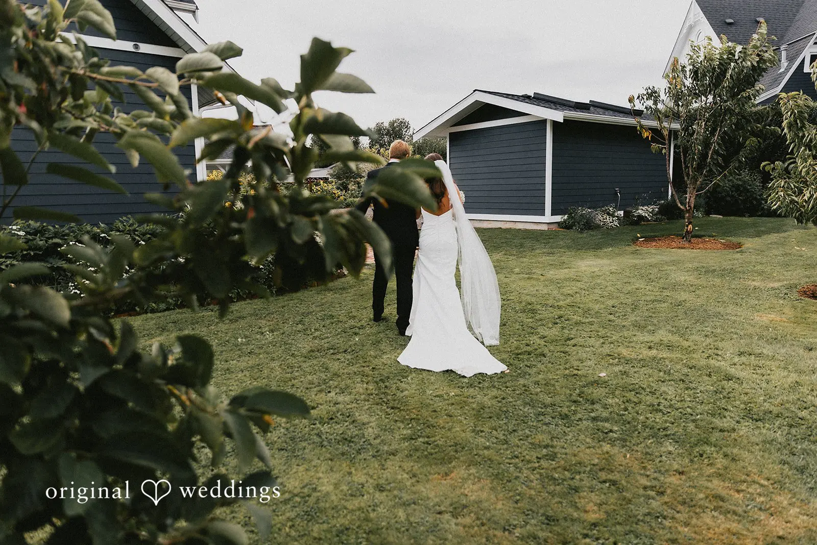 Olivia + Reid Washington Backyard Wedding // Olivia & Reid -