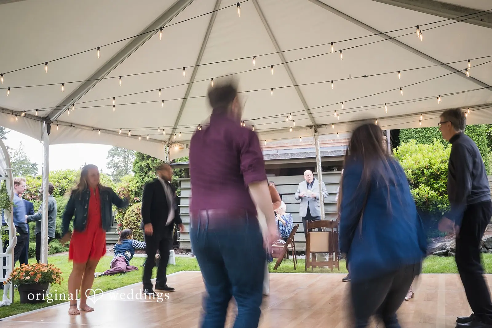 David + Avida Washington Backyard Wedding // David & Avida -