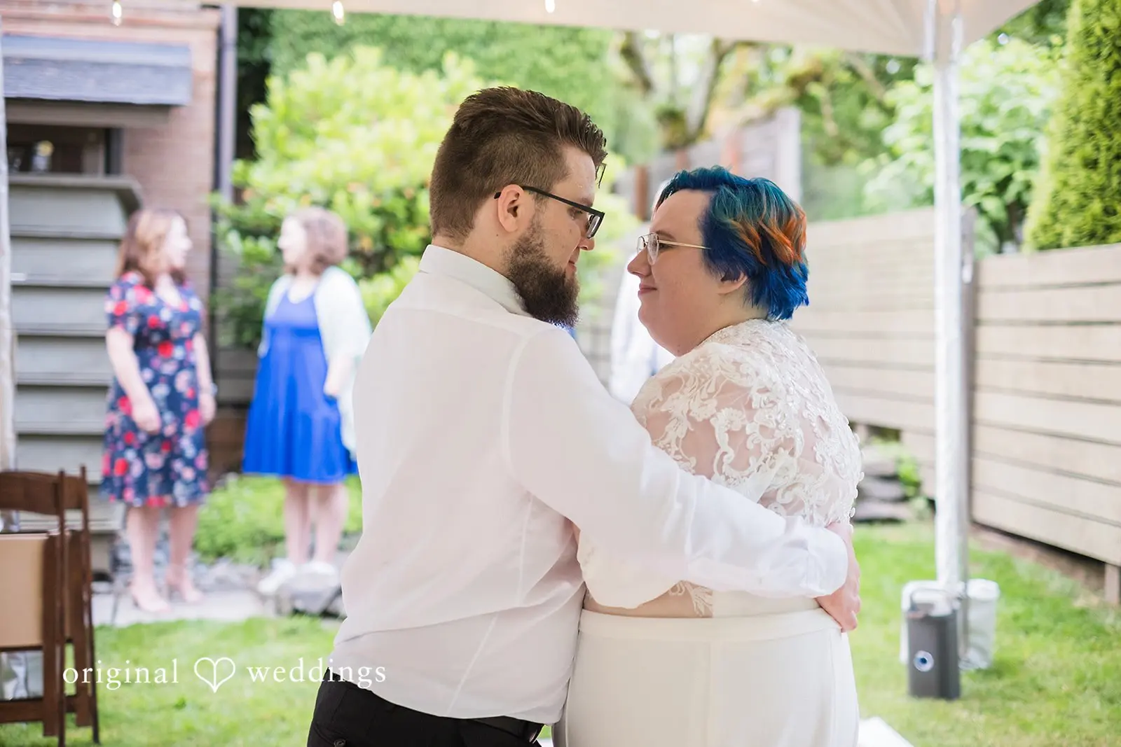 David + Avida Washington Backyard Wedding // David & Avida -