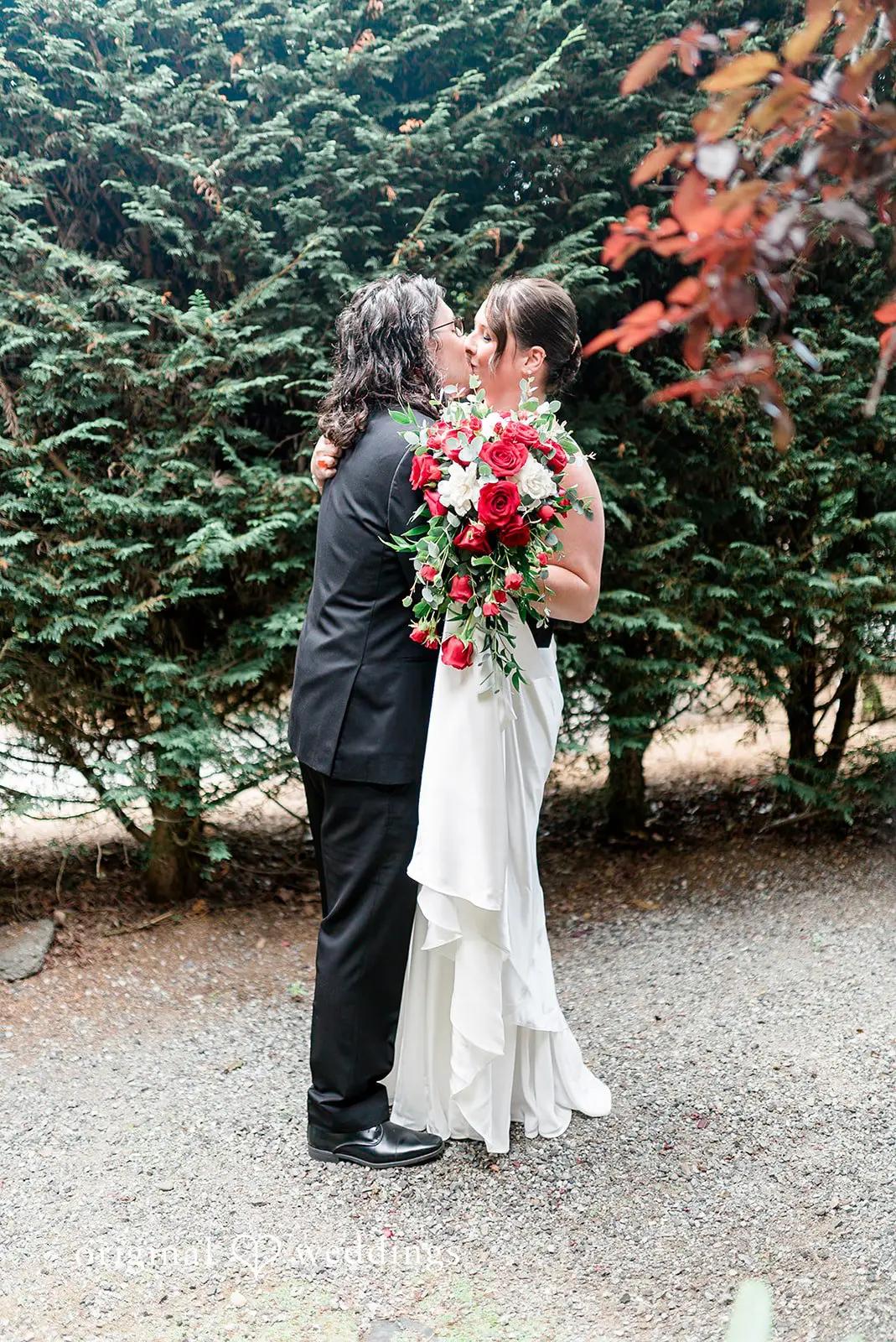 Brandon + Stephanie Winding Path Gardens Wedding // Brandon & Stephanie -