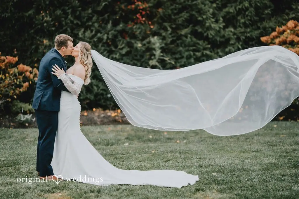 796__A9B4820-1 The Farmhouse Wedding // Angela & Logan -