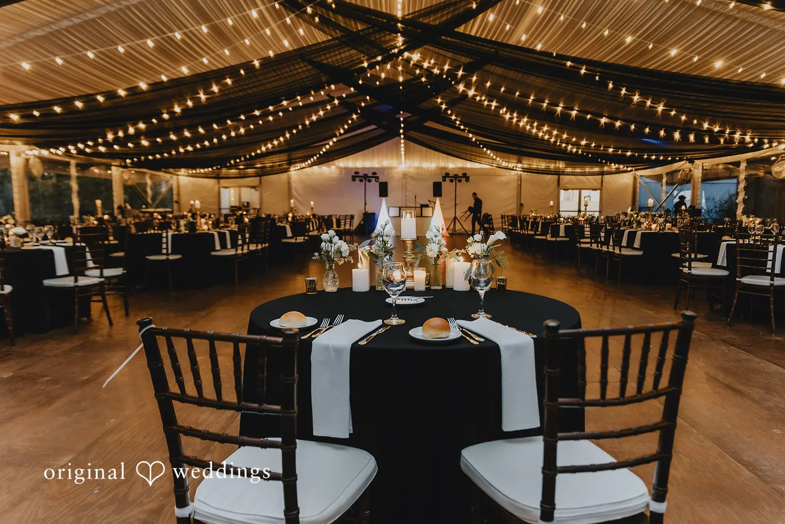 Lauren + Glen Bartram's Garden Wedding // Lauren & Glen -