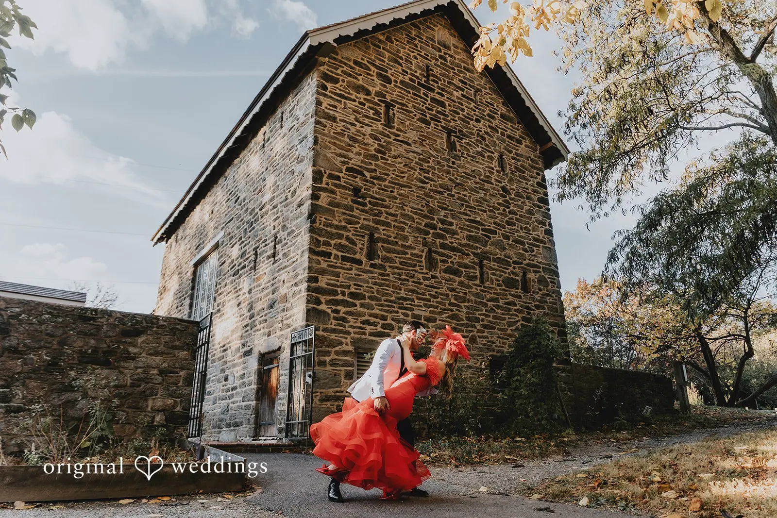 Lauren + Glen Bartram's Garden Wedding // Lauren & Glen -