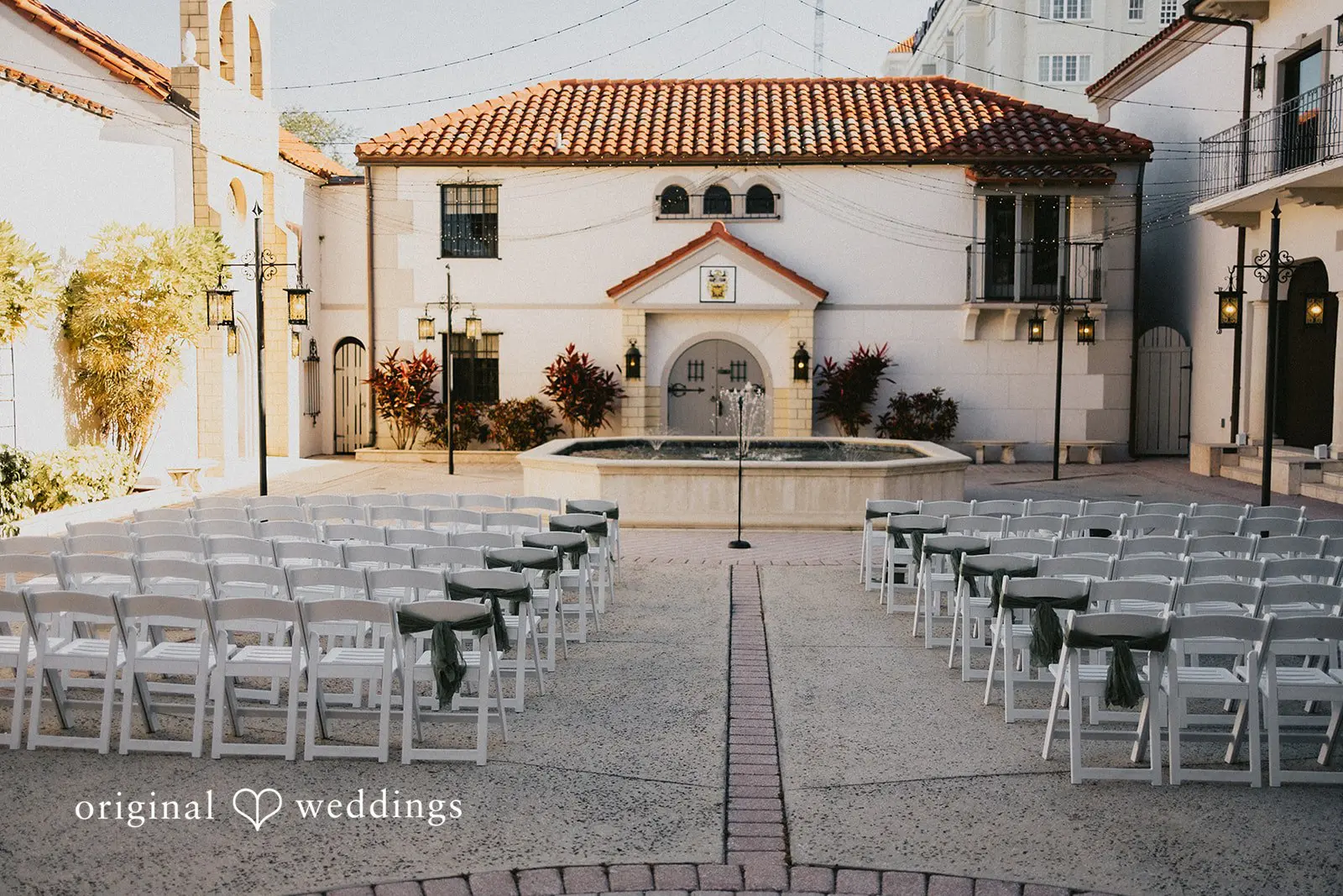 Emily + Collin Bishop Museum of Science and Nature Wedding // Emily & Collin -
