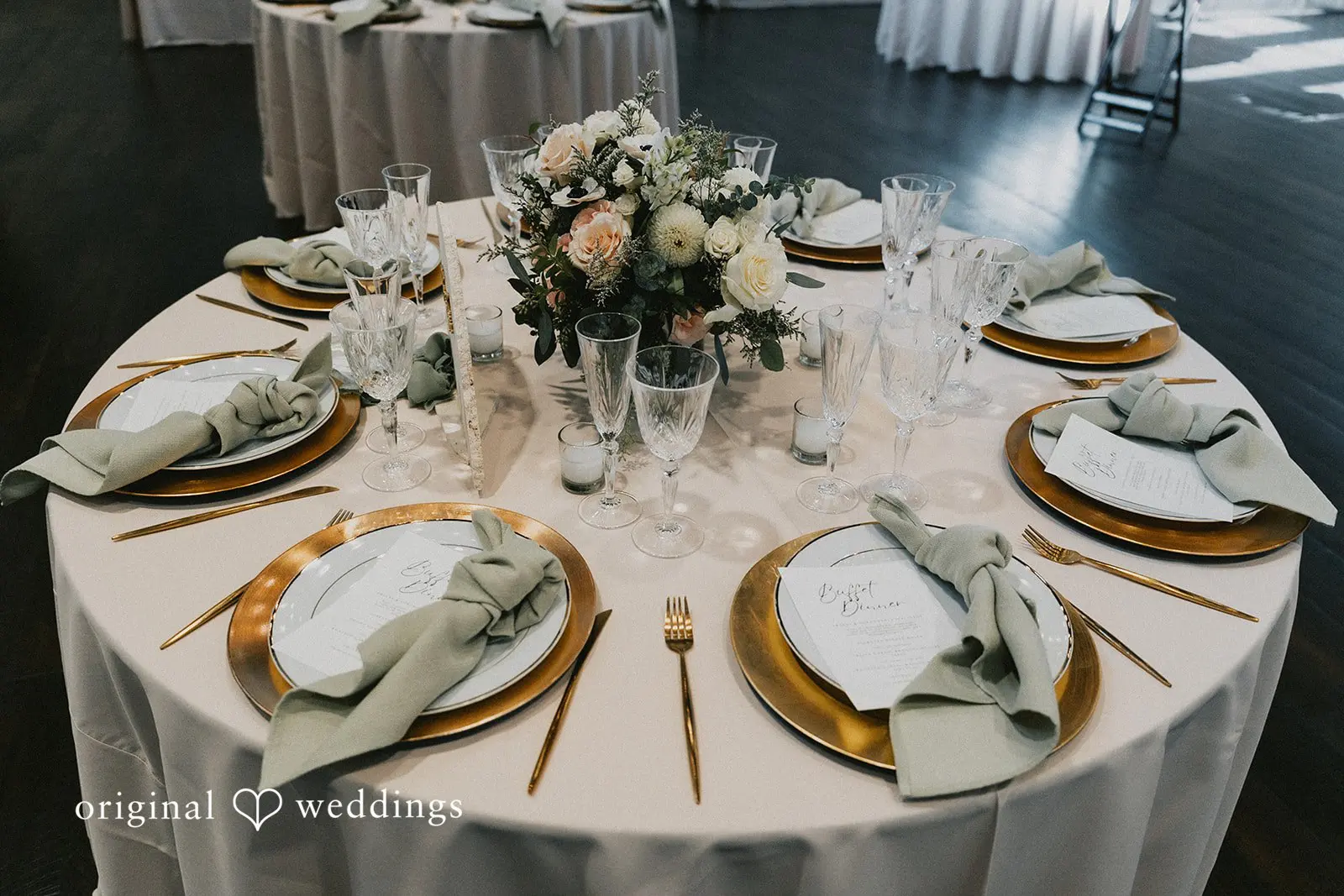 Lizette + Benjamin Blanco Urban Venue Wedding // Lizette & Benjamin -