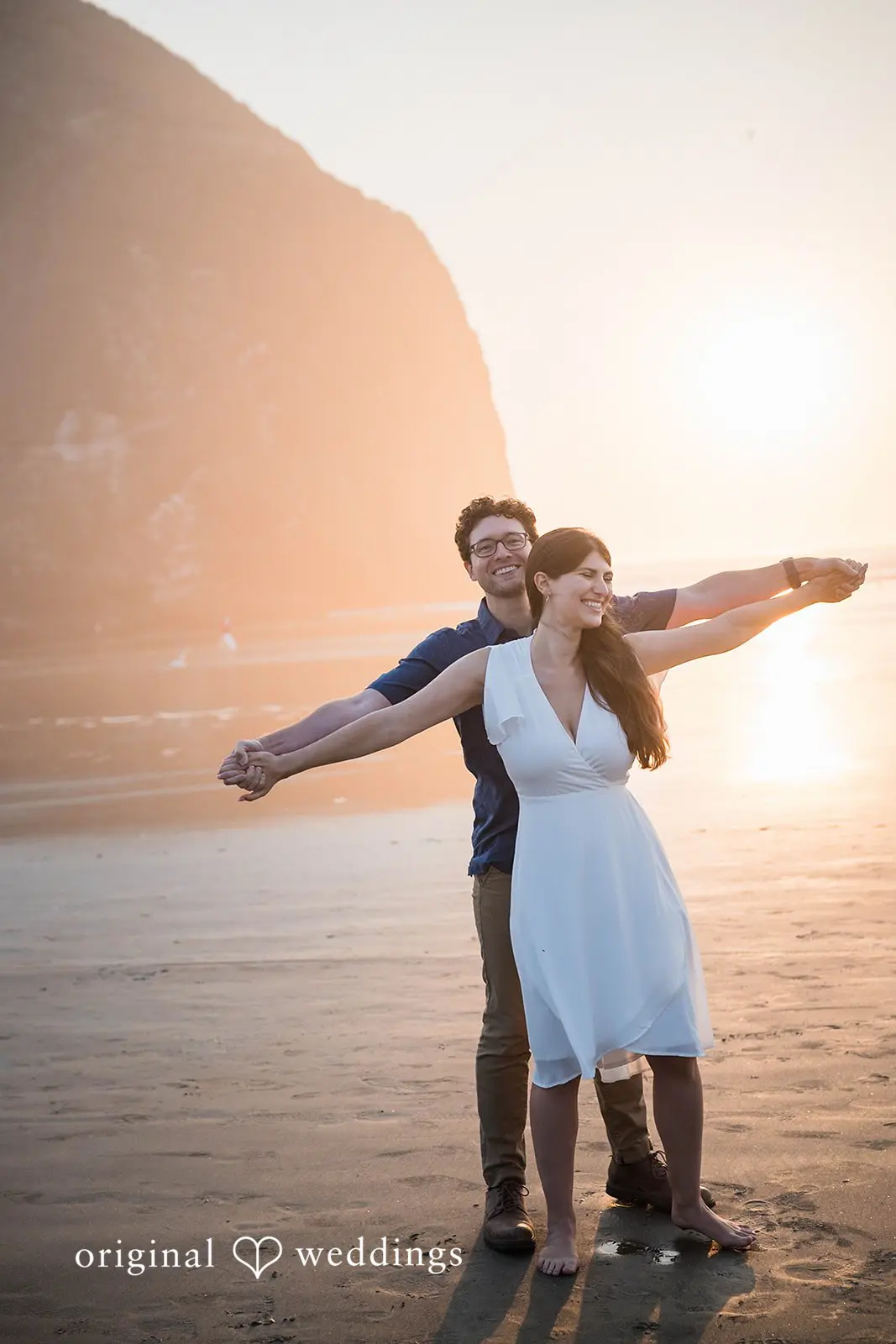 Cannon Beach Engagement // Zechariah & Tova -