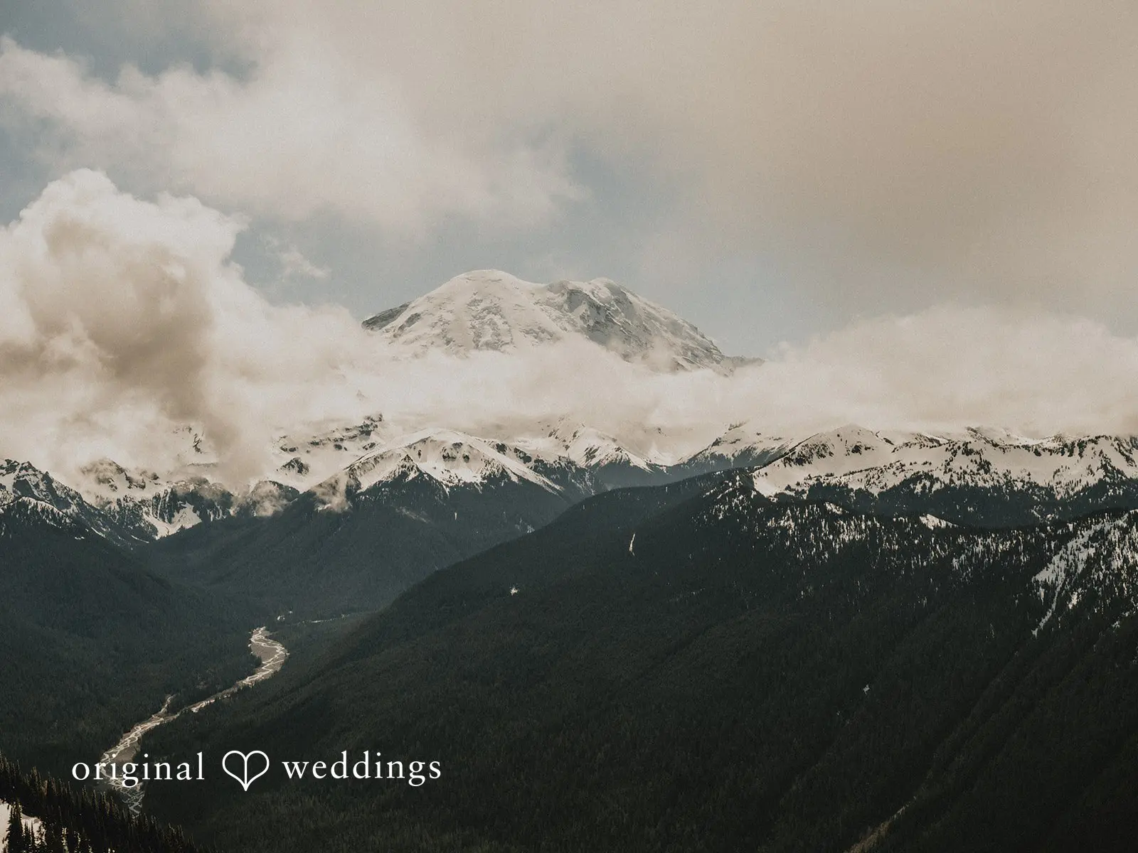 Isa + Grant Crystal Mountain Resort Wedding // Isa & Grant -