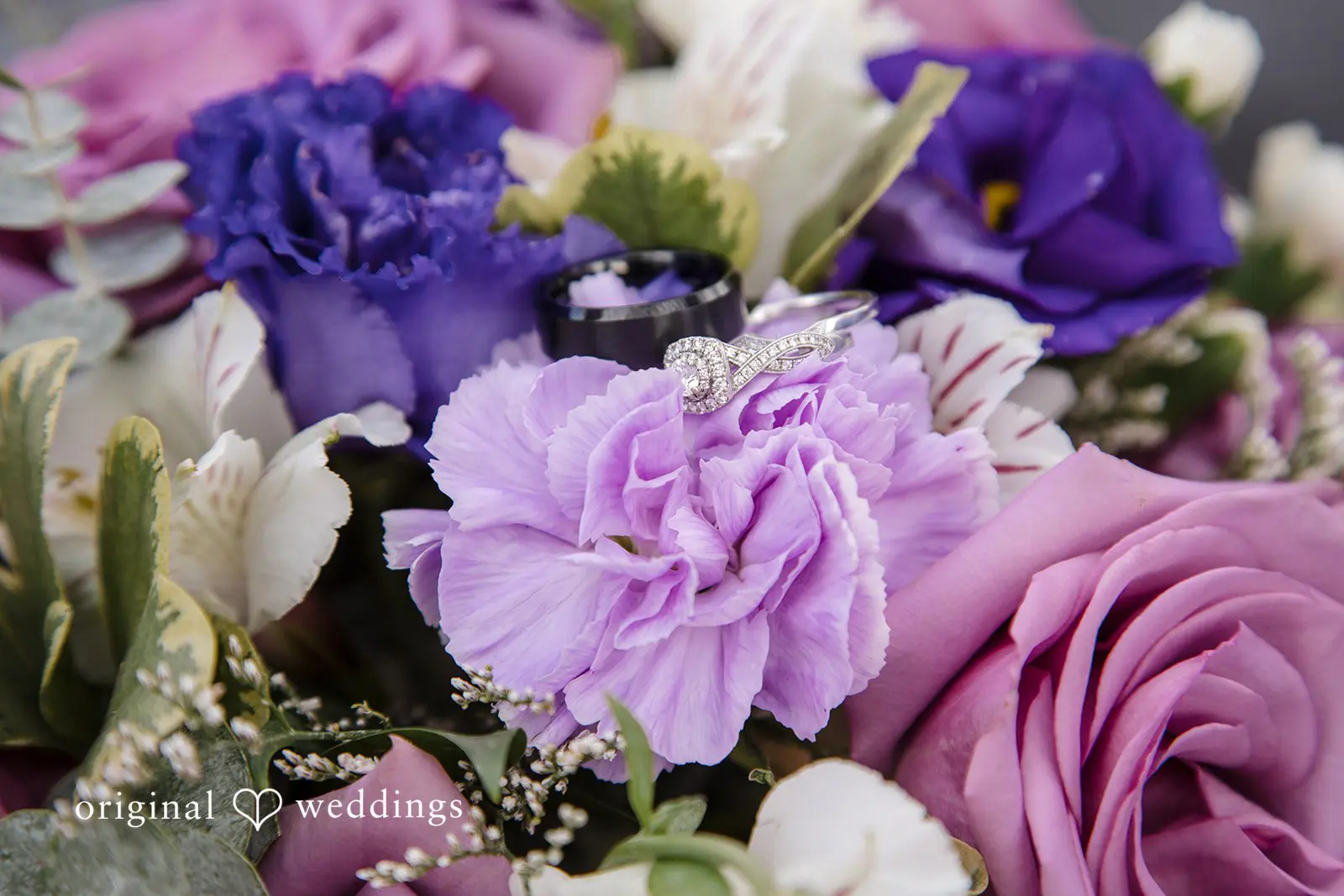 Mose + Laura Diamond Lake Event Barn Wedding // Mose & Laura -