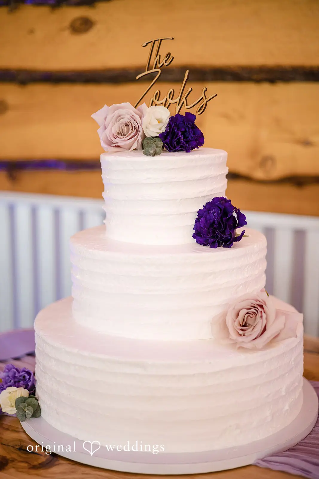 Mose + Laura Diamond Lake Event Barn Wedding // Mose & Laura -