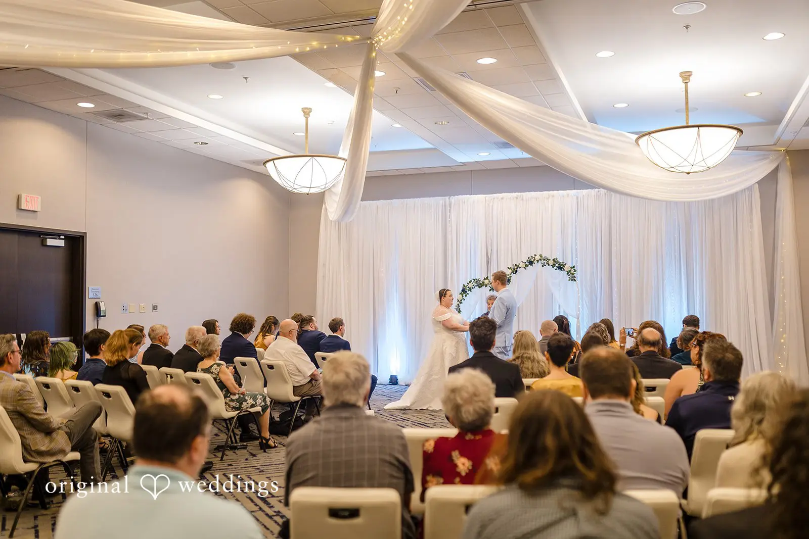 East Town Ballroom at the Courtyard Minneapolis Wedding // Catherine & Alexander -