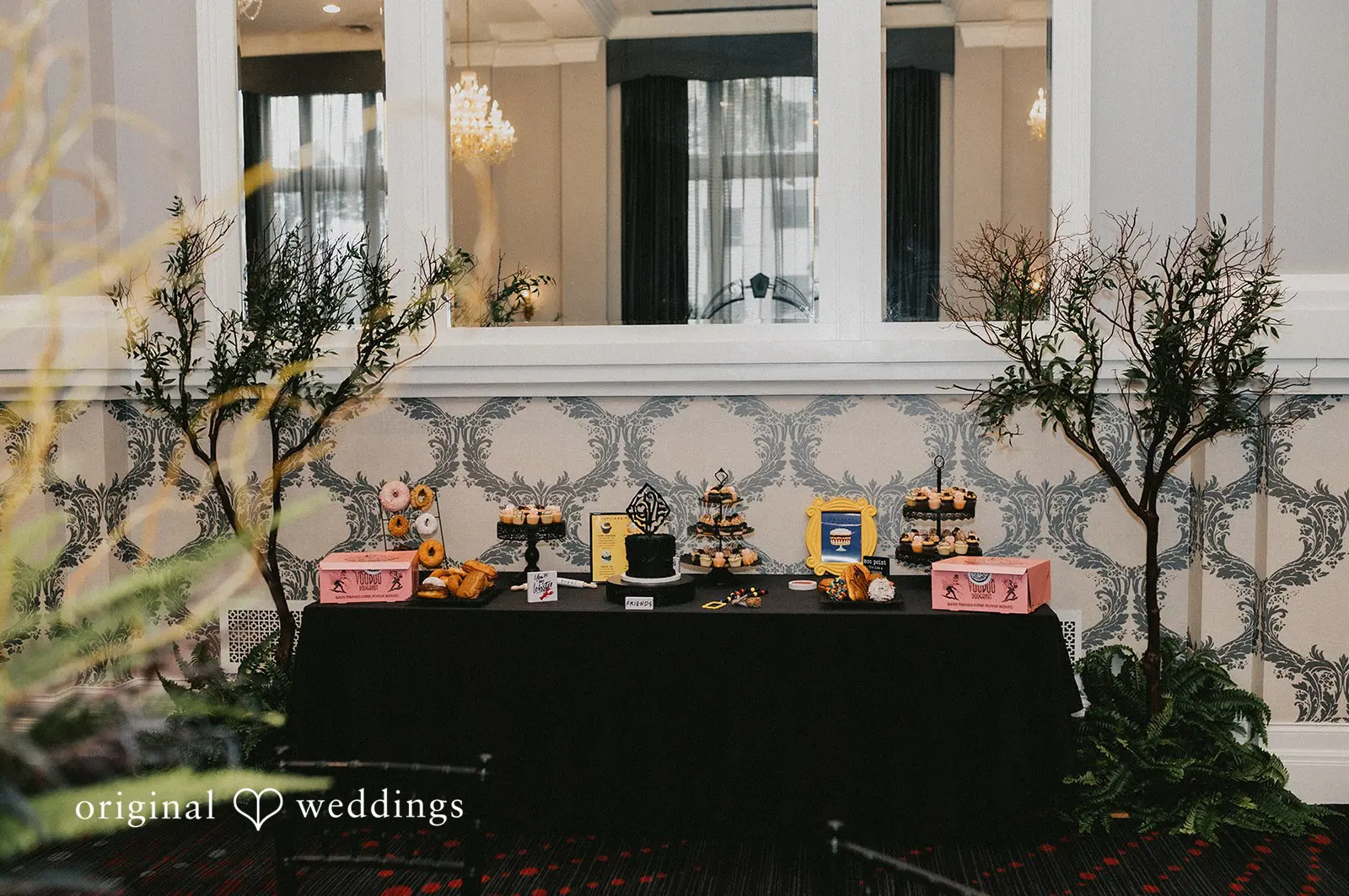 Embassy Suites Downtown Portland Wedding // Demeraye & Austin -