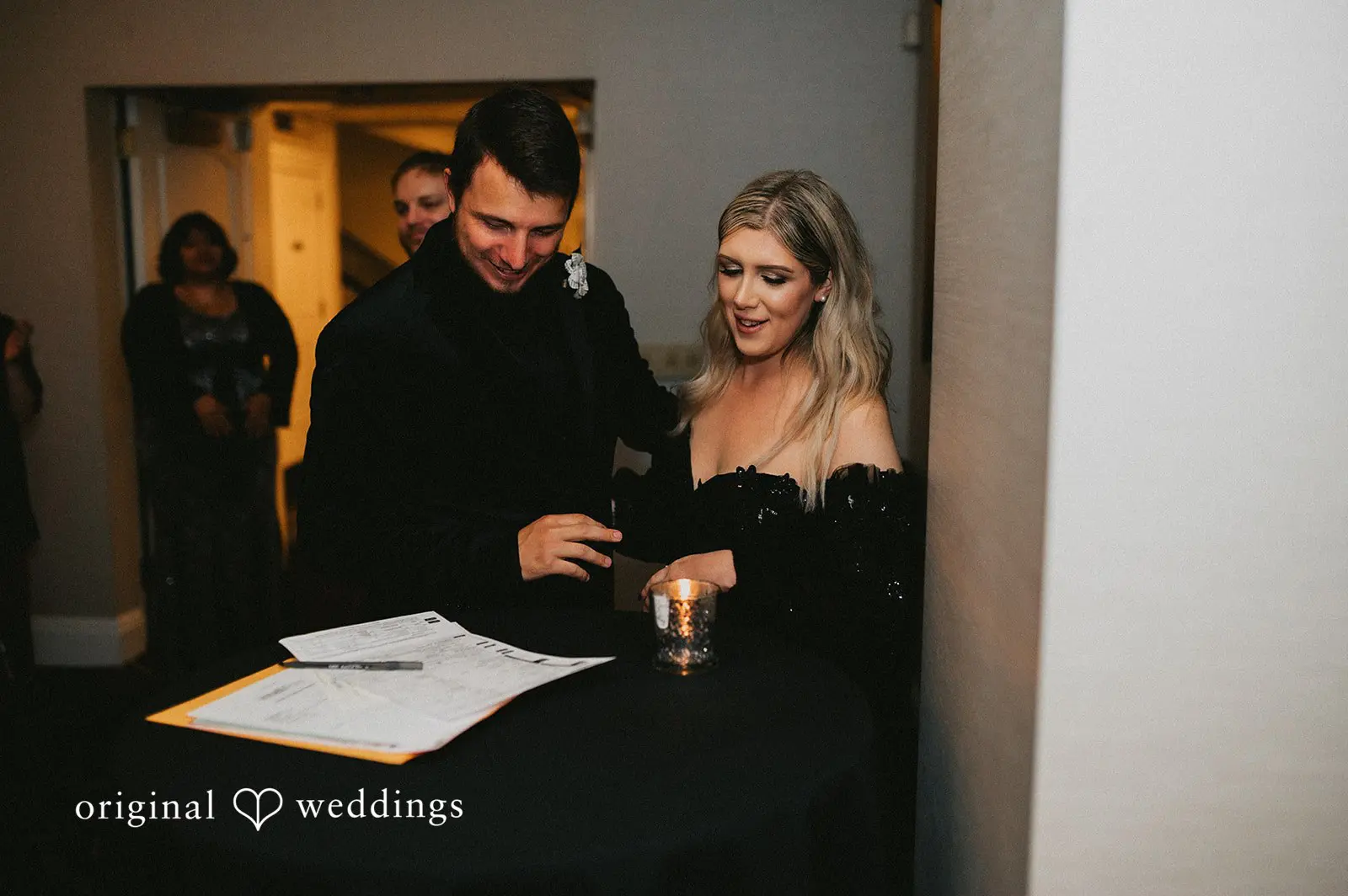 Embassy Suites Downtown Portland Wedding // Demeraye & Austin -