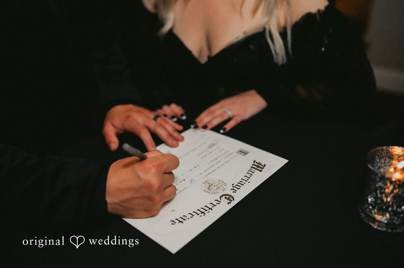 Embassy Suites Downtown Portland Wedding // Demeraye & Austin -