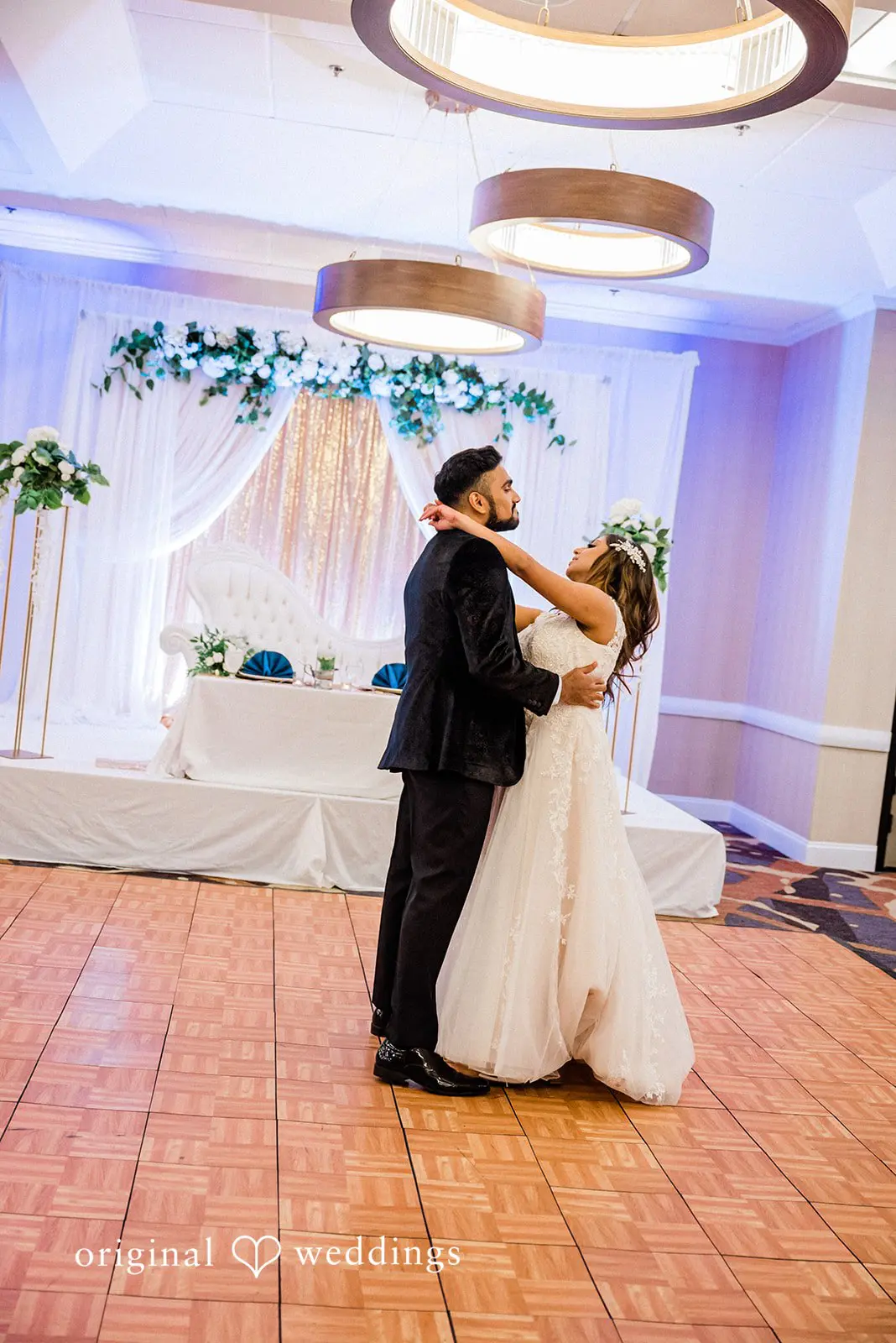 Embassy Suites Seattle North Lynnwood Wedding // Arun & Jasla -