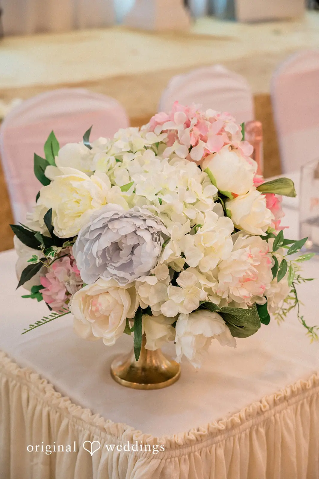 Golden Complex Banquet Hall Wedding // Vicky & Za -