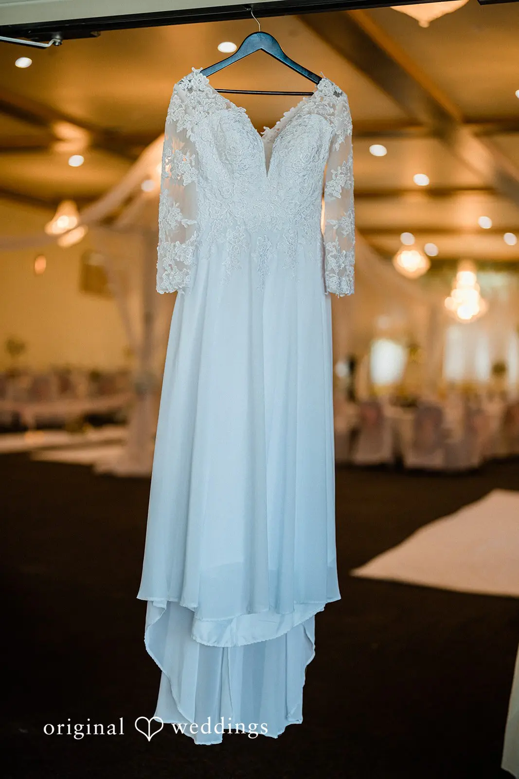 Golden Complex Banquet Hall Wedding // Vicky & Za -