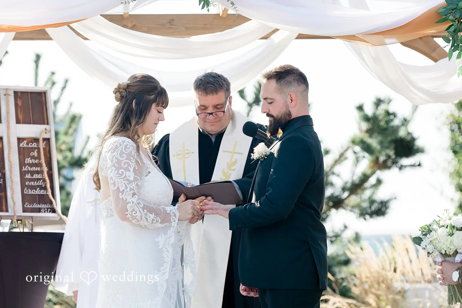 Nicole + Tyler Hotel Indigo Seattle Wedding // Nicole & Tyler -