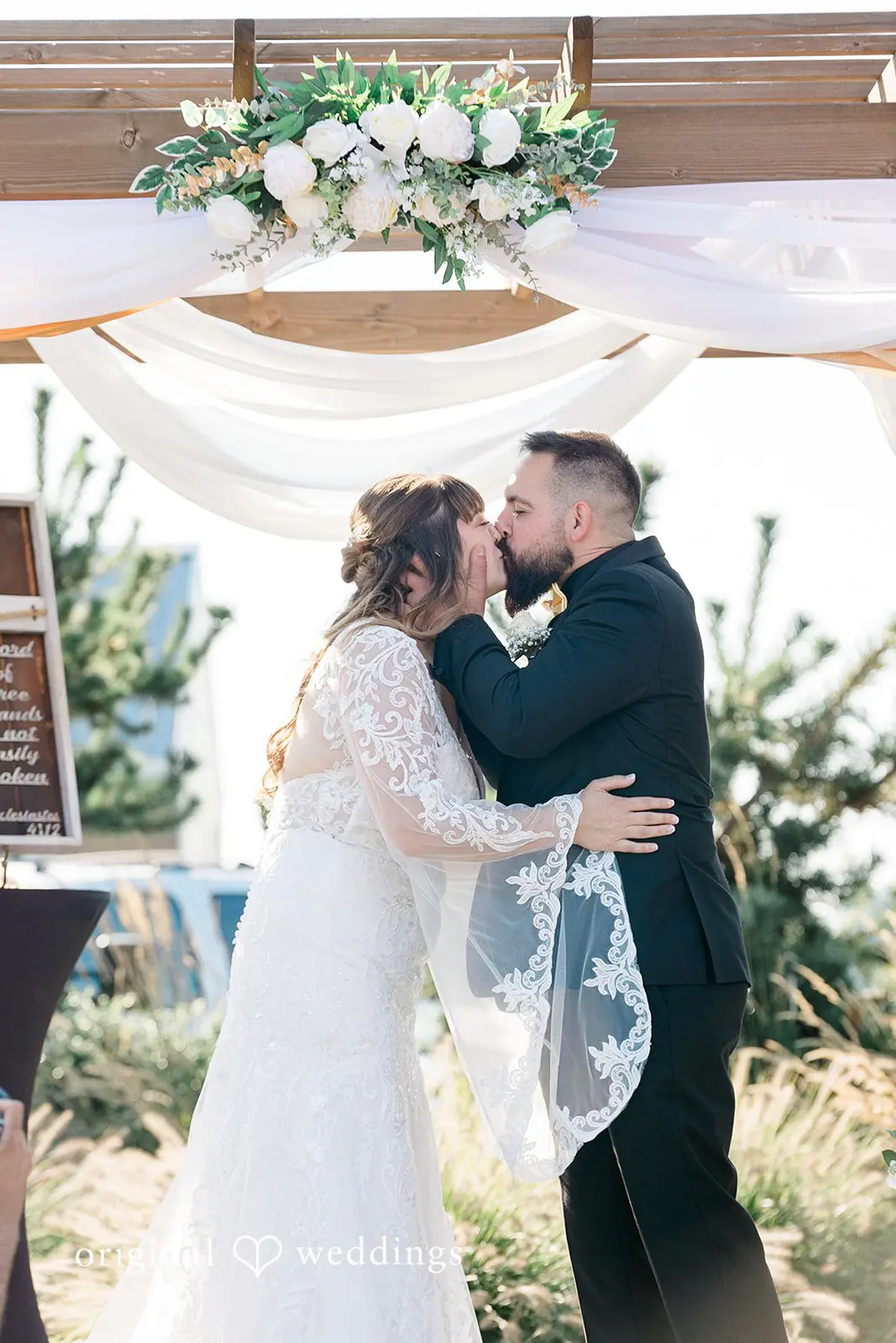 Nicole + Tyler Hotel Indigo Seattle Wedding // Nicole & Tyler -