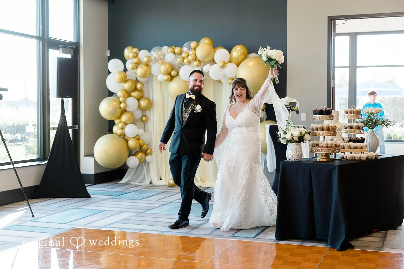 Nicole + Tyler Hotel Indigo Seattle Wedding // Nicole & Tyler -