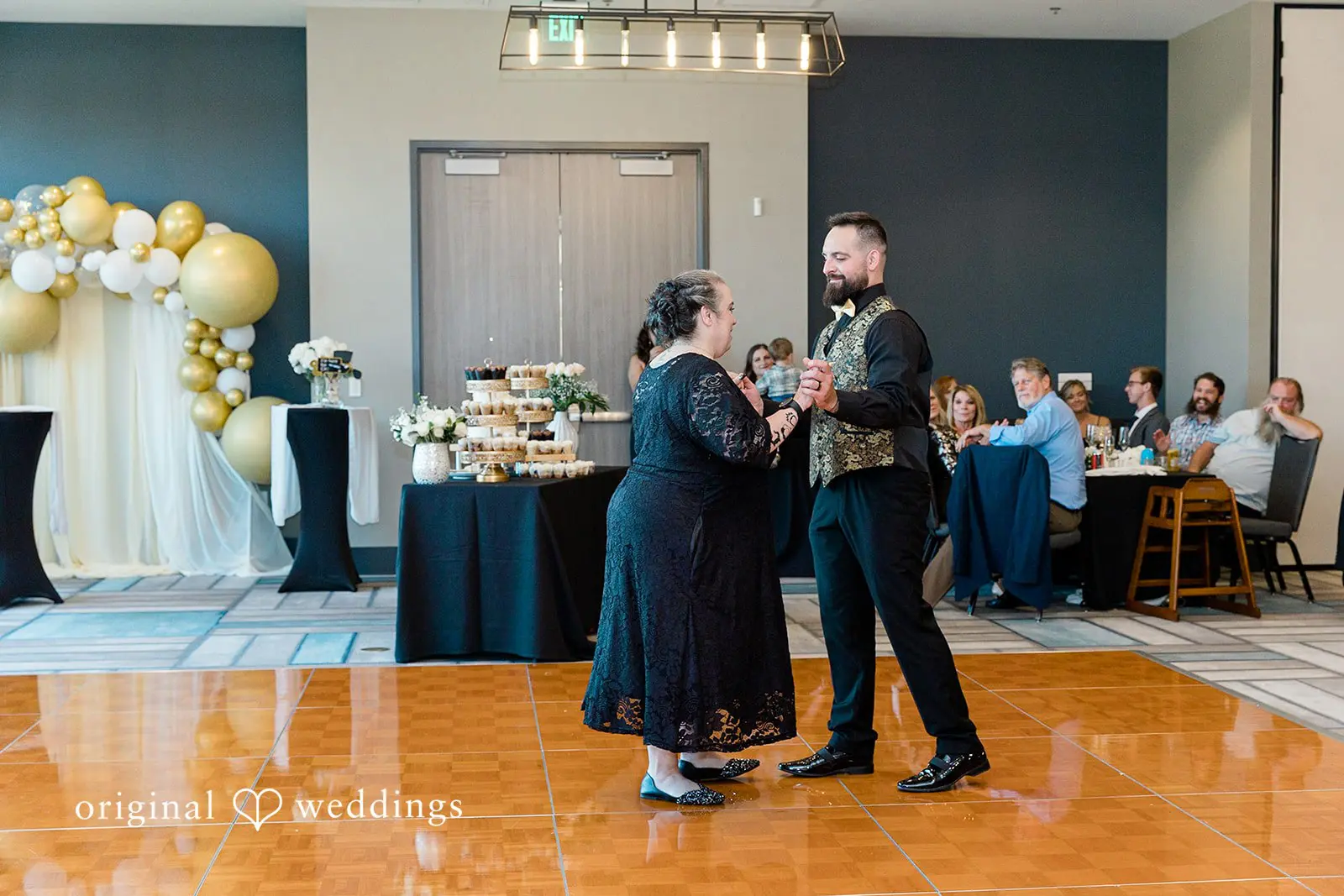 Nicole + Tyler Hotel Indigo Seattle Wedding // Nicole & Tyler -