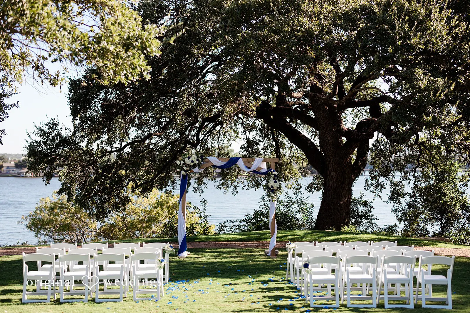 Inn on Lake Granbury Wedding // Simone & Keaton -