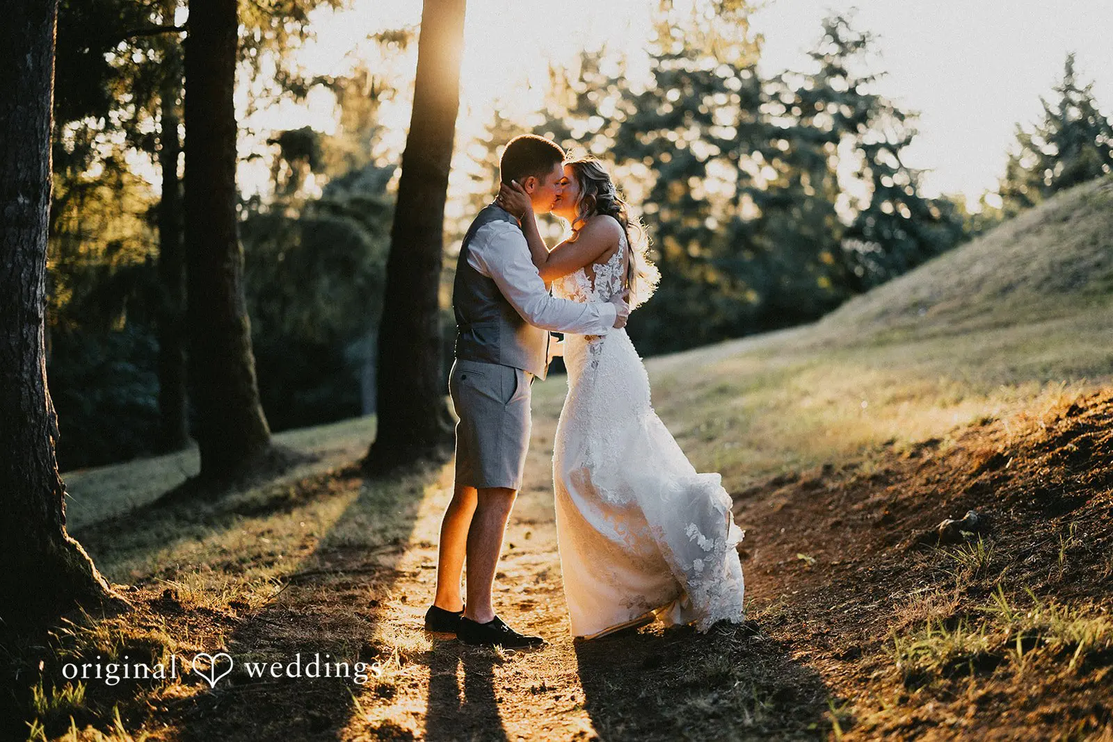 Brianna + Michael La Center Backyard Wedding // Brianna & Michael -