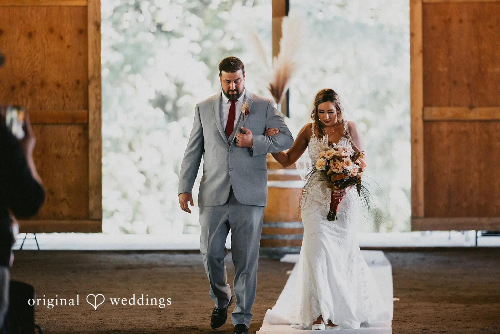 Brianna + Michael La Center Backyard Wedding // Brianna & Michael -