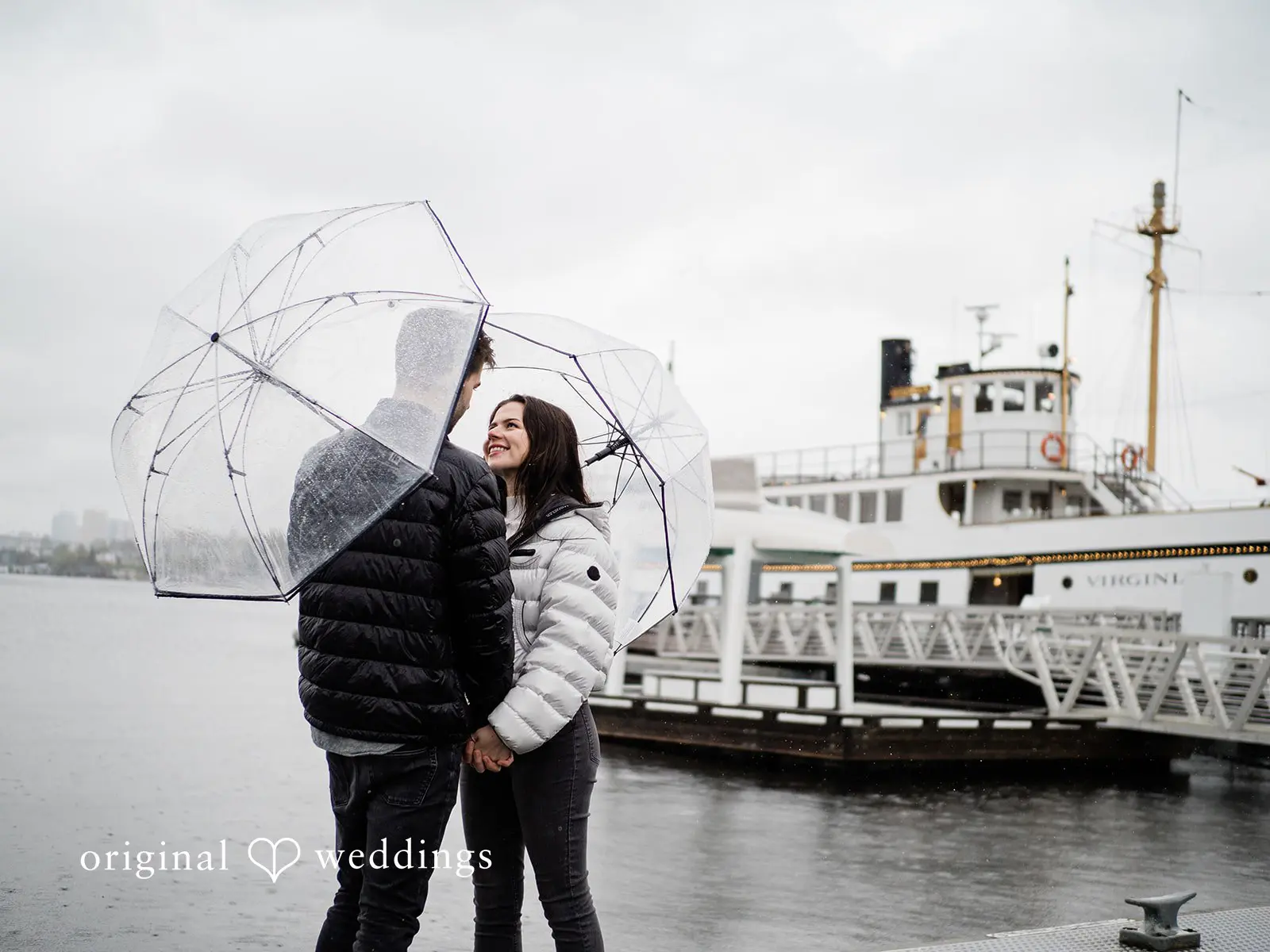 Sarah + Jeshurun Lake Union Park Engagement // Sarah & Jeshurun -