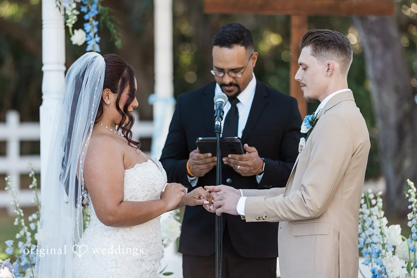 Lithia Acres Wedding // Vanessa & Caton Joseph -