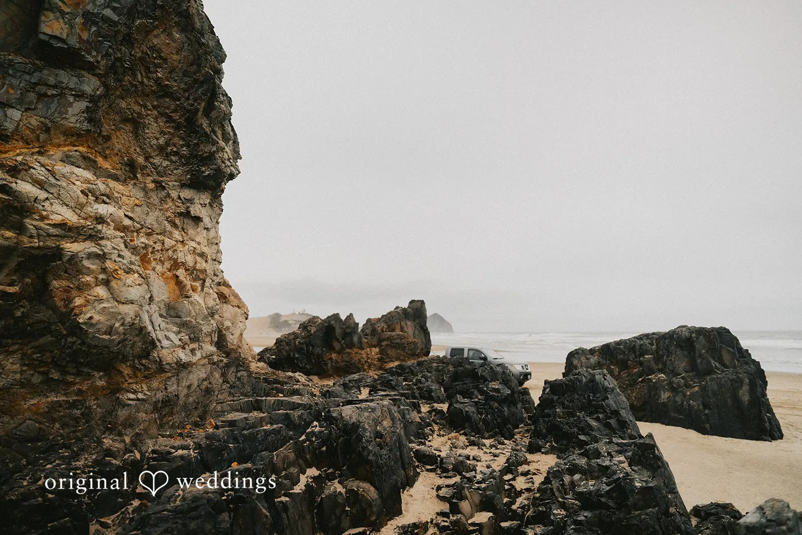 Courtney + Bradley McPhillips Beach Wedding // Courtney & Bradley -