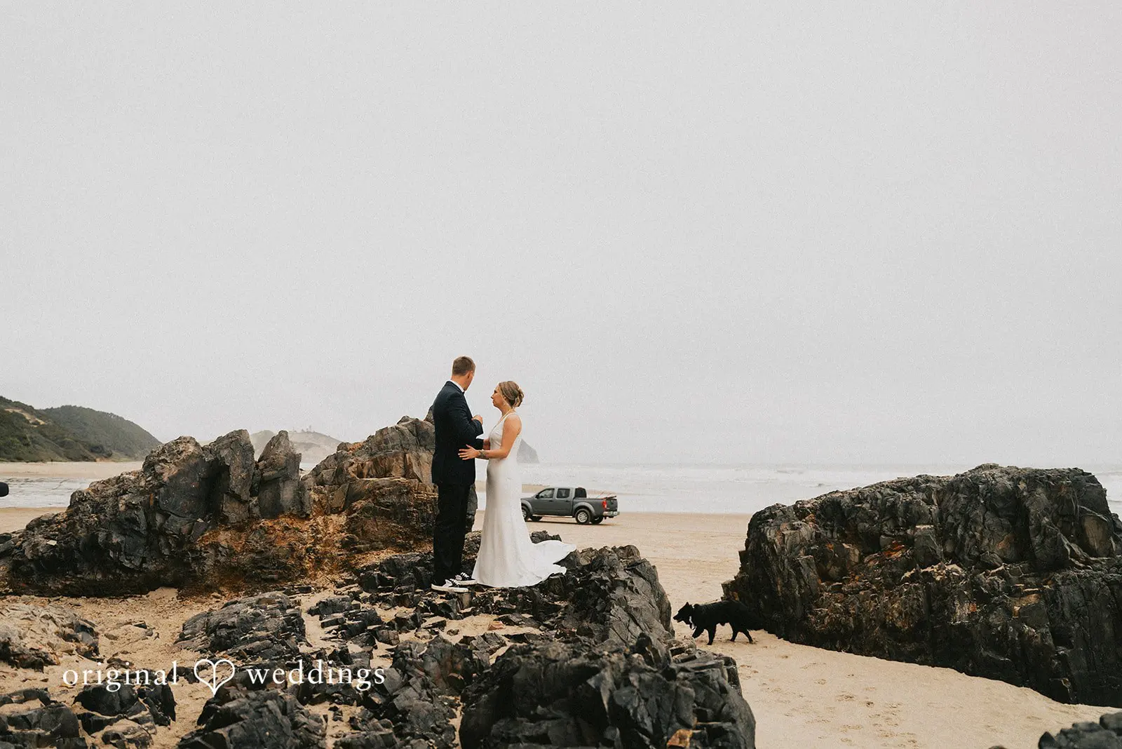 Courtney + Bradley McPhillips Beach Wedding // Courtney & Bradley -