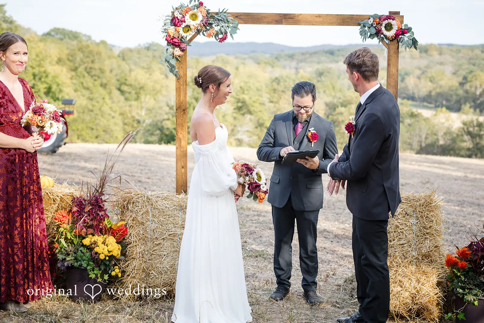 Jacob + Maria Missouri Backyard Wedding // Maria & Jacob -