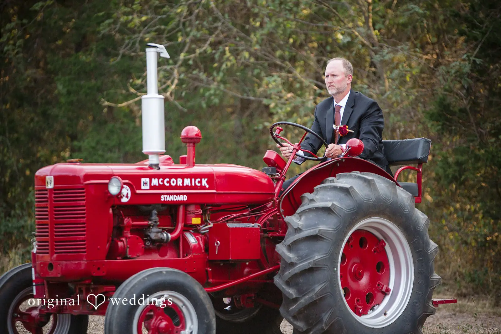 Jacob + Maria Missouri Backyard Wedding // Maria & Jacob -