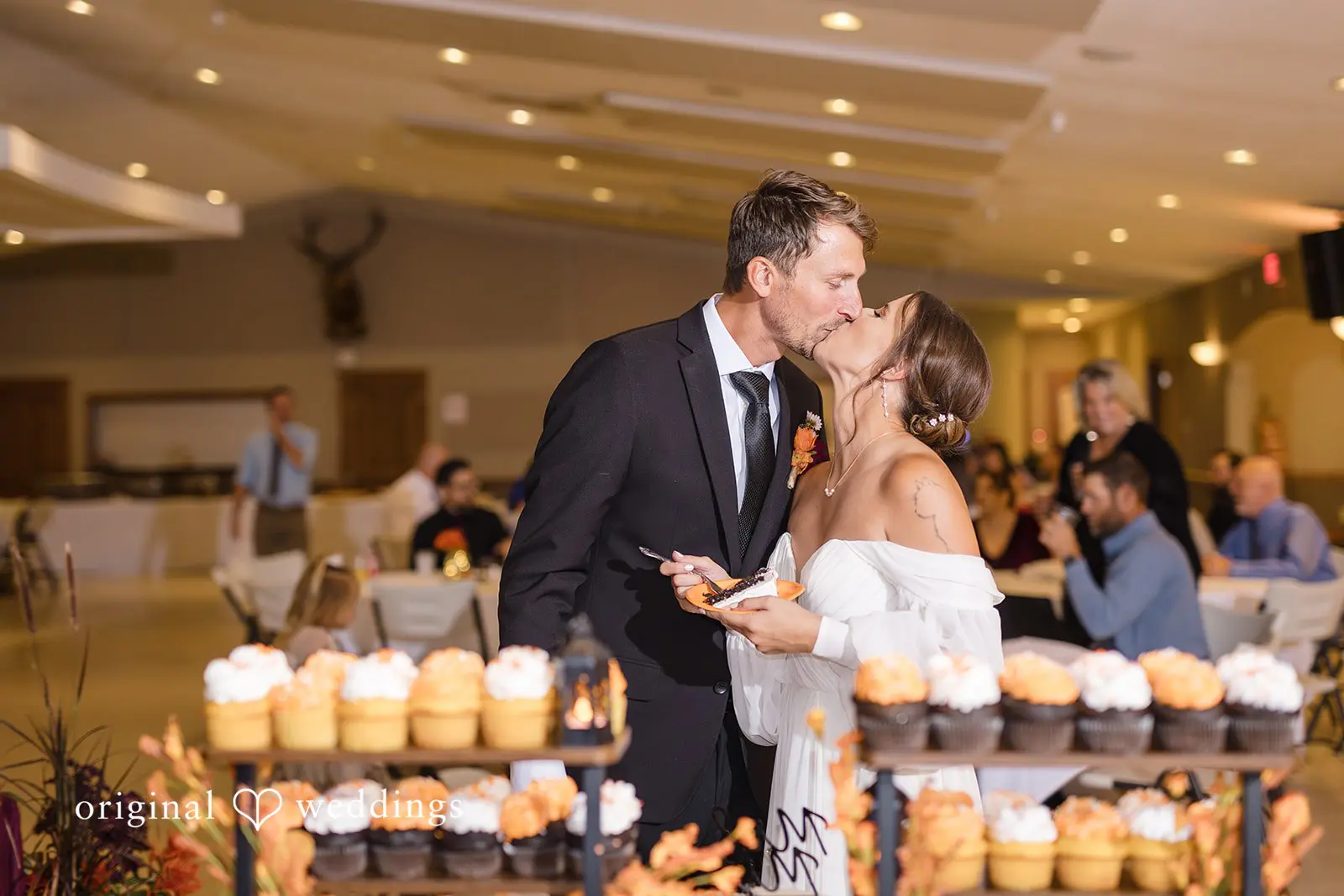 Jacob + Maria Missouri Backyard Wedding // Maria & Jacob -