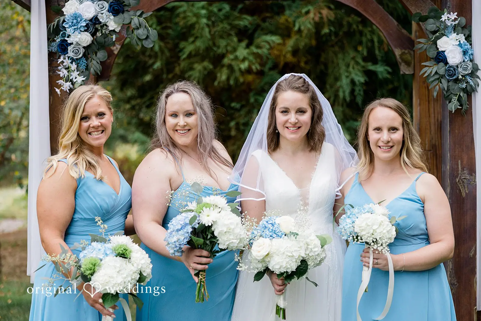 Oregon Backyard Wedding // Emily & Nick -