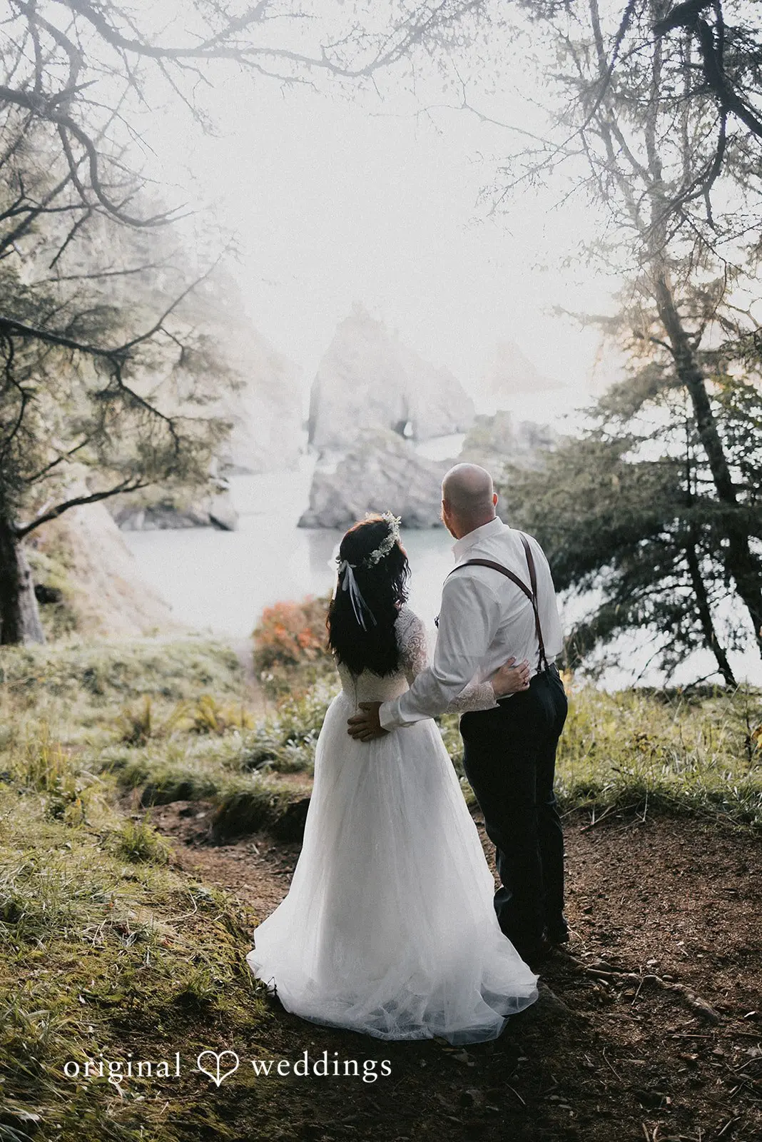 Oregon Secret Beach Wedding // Juliana & Scott -