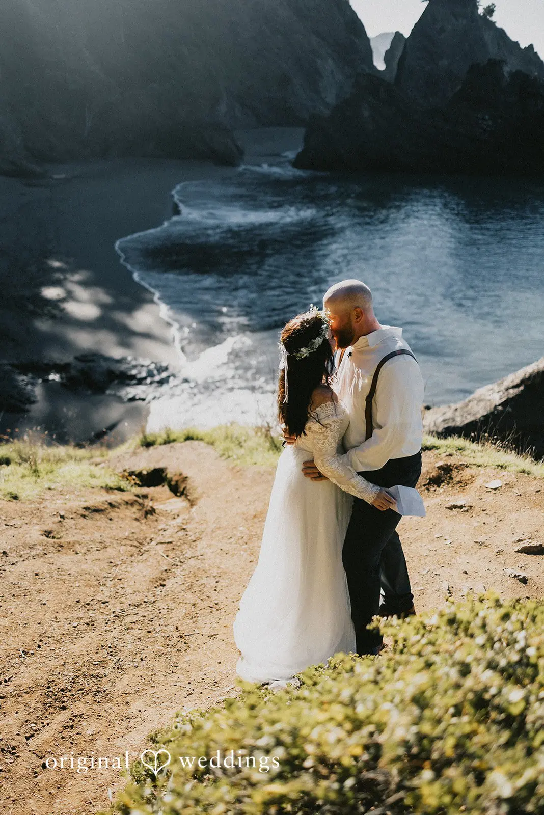 Oregon Secret Beach Wedding // Juliana & Scott -