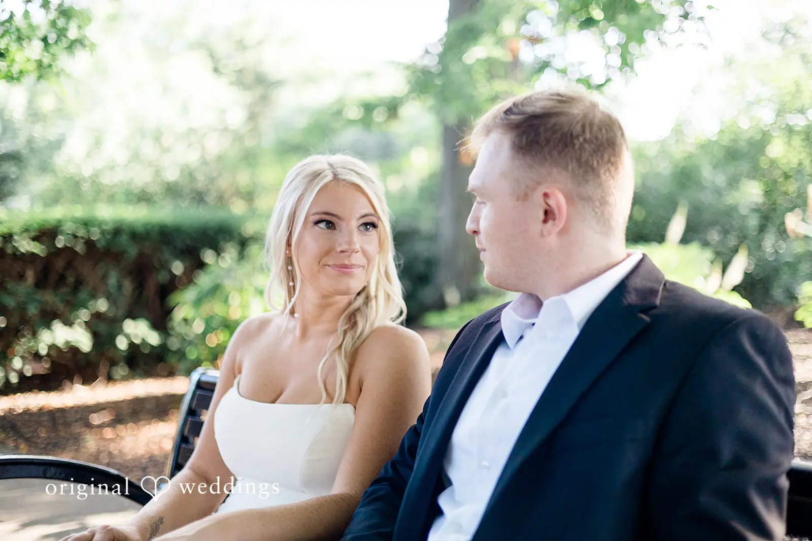 Jenna + Dereck Pavilion at Ault Park Engagement // Jenna & Dereck -