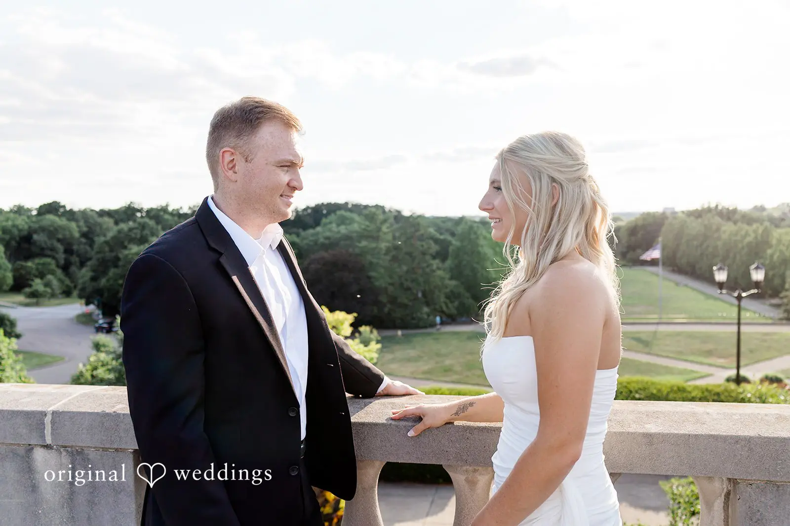 Jenna + Dereck Pavilion at Ault Park Engagement // Jenna & Dereck -