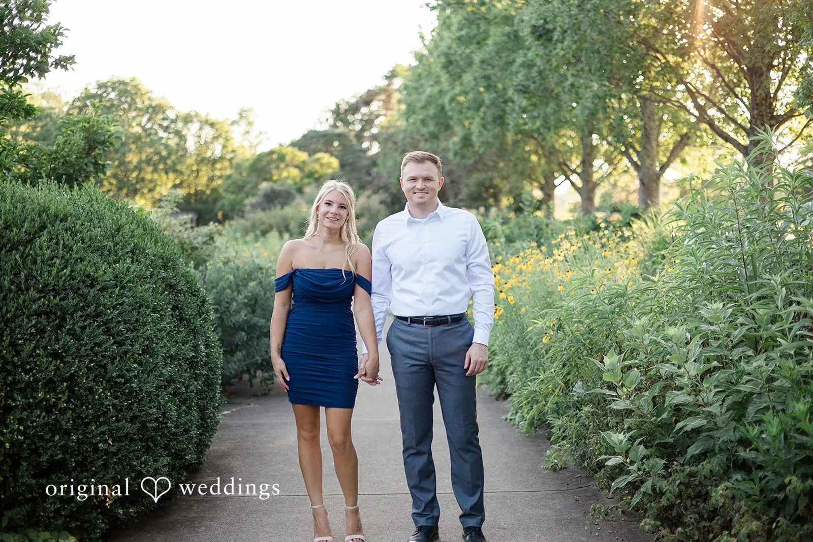 Jenna + Dereck Pavilion at Ault Park Engagement // Jenna & Dereck -