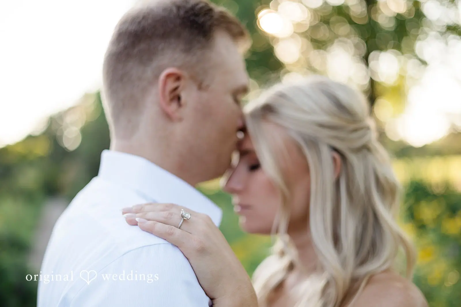 Jenna + Dereck Pavilion at Ault Park Engagement // Jenna & Dereck -